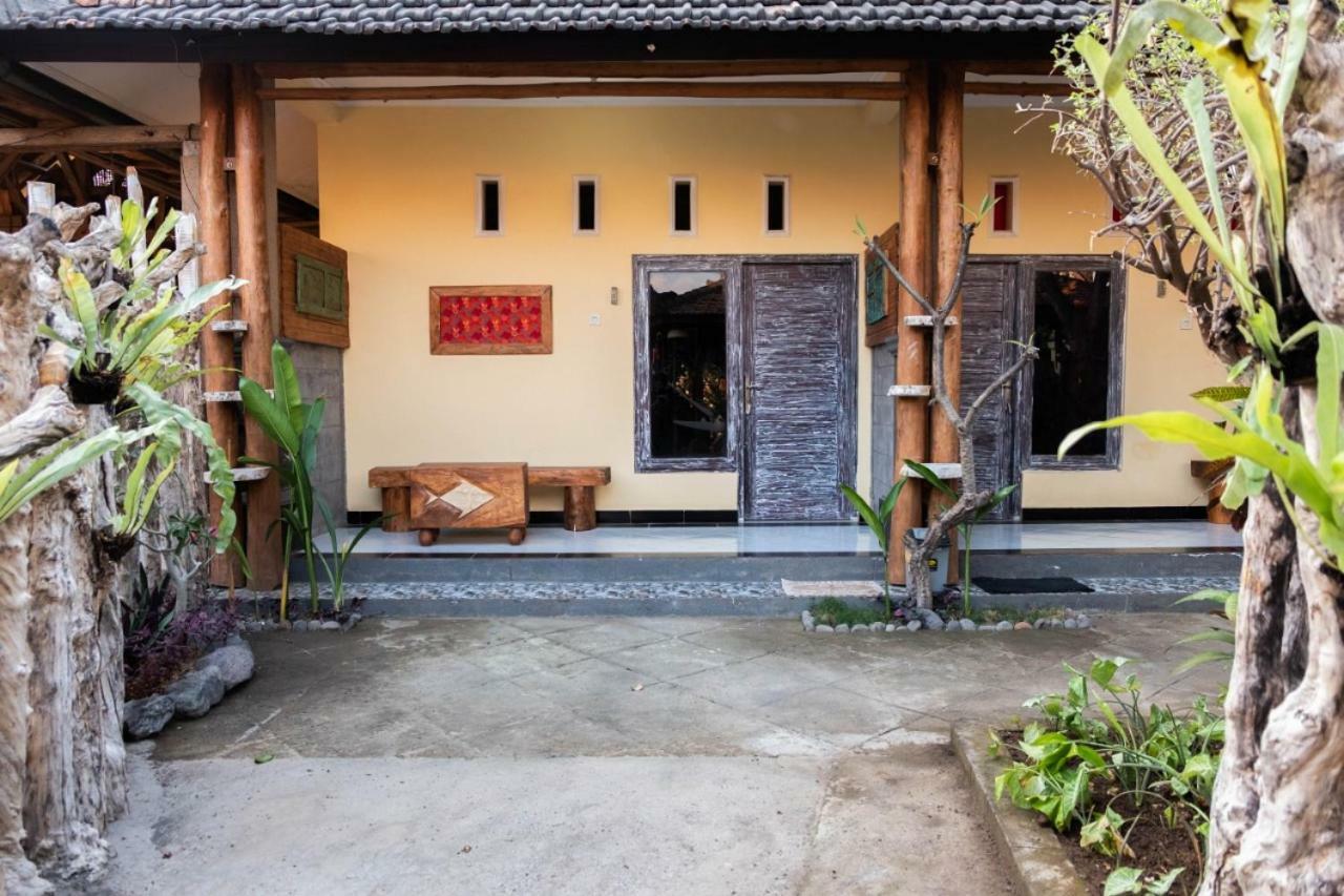 Sunrise Lodge & Lounge Singaraja Zewnętrze zdjęcie