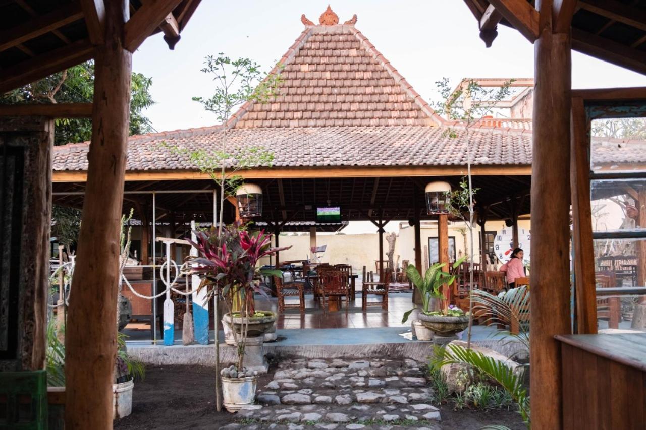 Sunrise Lodge & Lounge Singaraja Zewnętrze zdjęcie